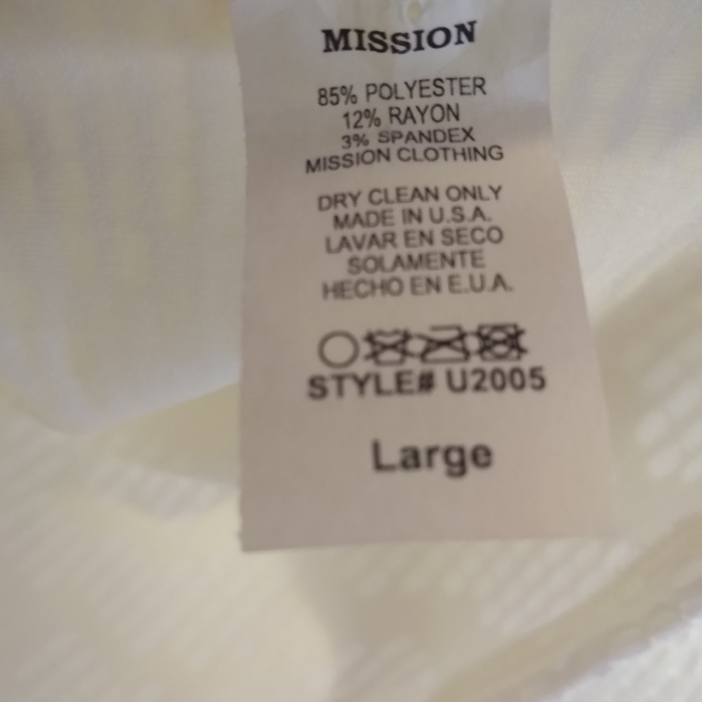 MISSION BUTTON DOWN - Picture 2 of 4
